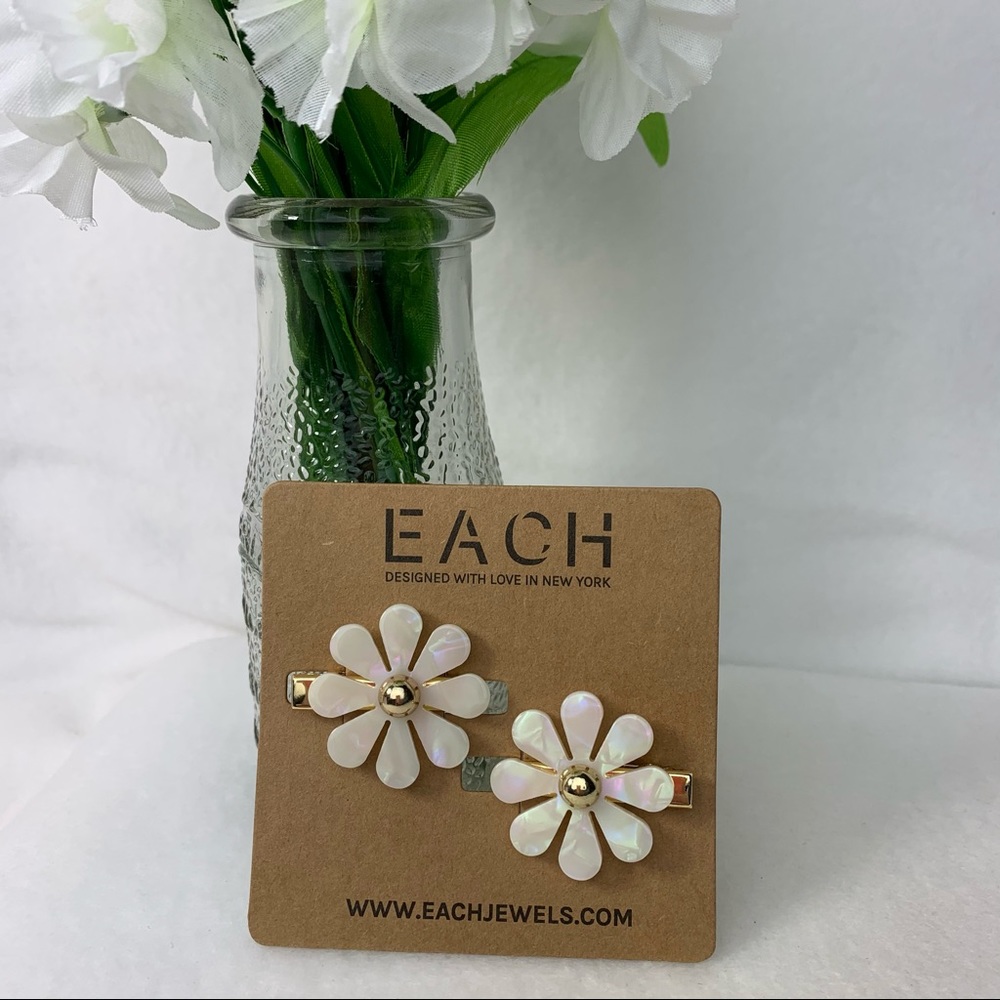Each Jewels Barrettes Pair Pearl/Gold Flower NWT